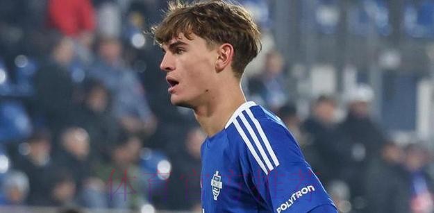 世体:皇马有意回购尼科-帕斯 多家英超队也想签他